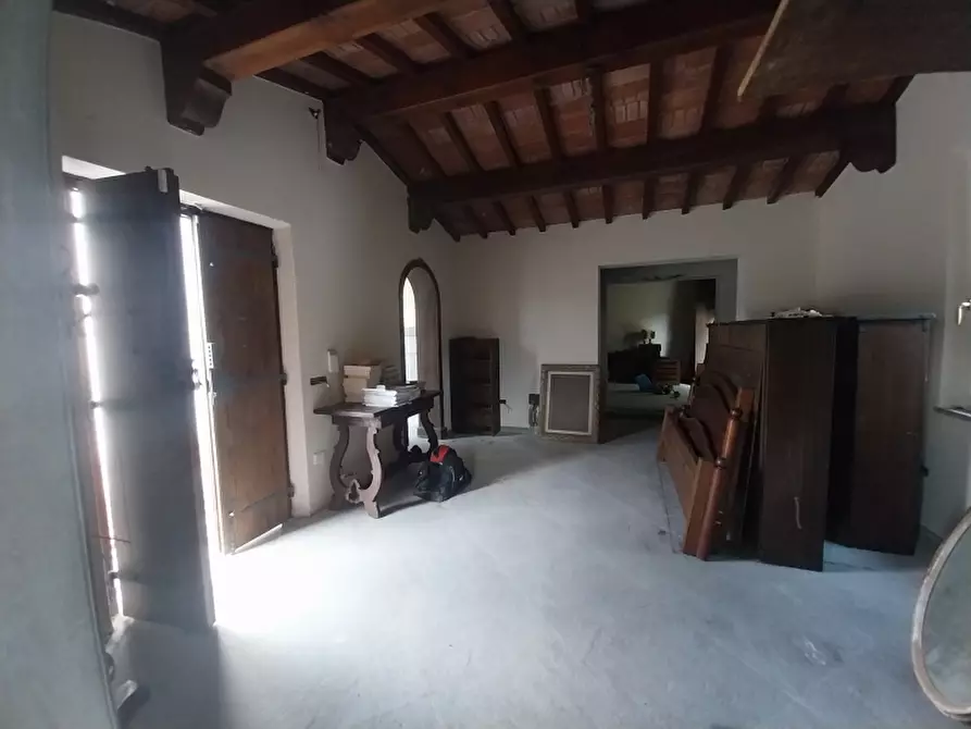 Immagine 18 di Villa in vendita  in Via dei Colli a Massa