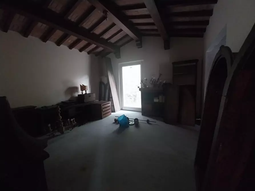 Immagine 25 di Villa in vendita  in Via dei Colli a Massa