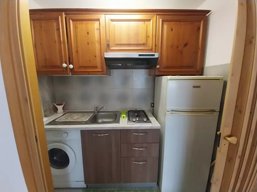 Immagine 6 di Appartamento in vendita  in Via Marco Polo a Viareggio