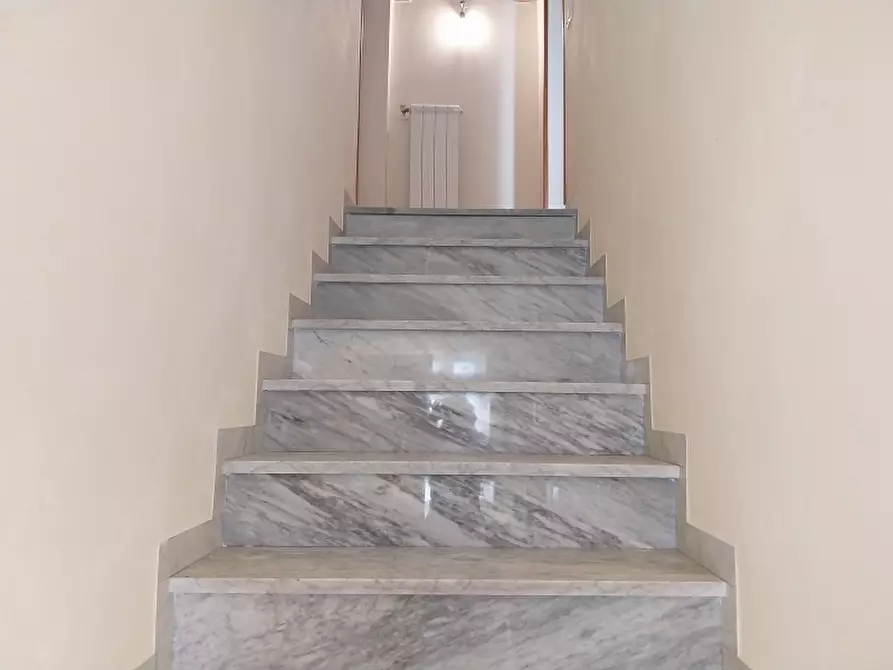 Immagine 25 di Porzione di casa in vendita  in Via di Montebello a Camaiore