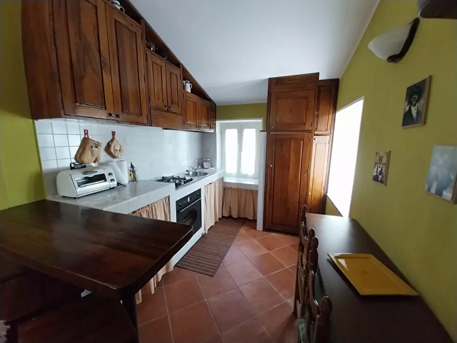 Immagine 14 di Rustico / casale in vendita  in via di bargecchia a Camaiore