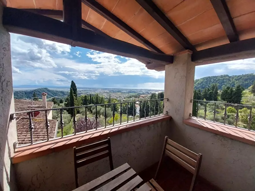 Immagine 15 di Rustico / casale in vendita  in via di bargecchia a Camaiore