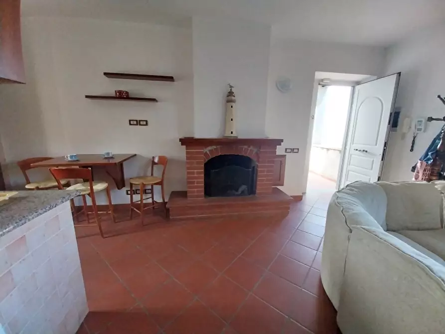 Immagine 21 di Rustico / casale in vendita  in via di bargecchia a Camaiore