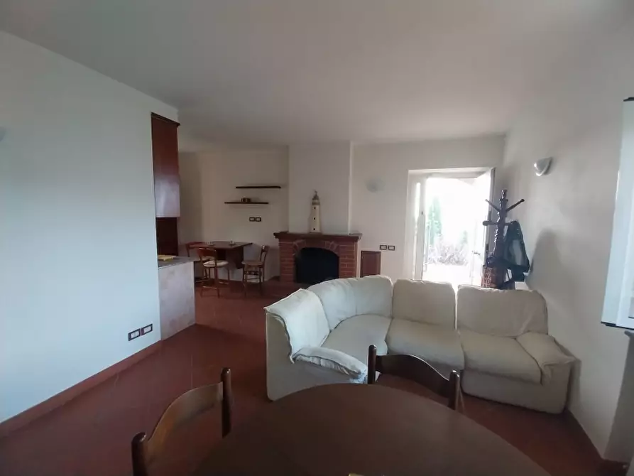 Immagine 22 di Rustico / casale in vendita  in via di bargecchia a Camaiore