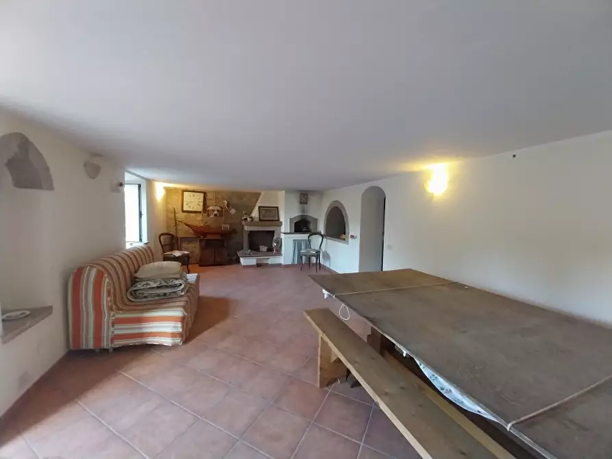 Immagine 29 di Rustico / casale in vendita  in via di bargecchia a Camaiore