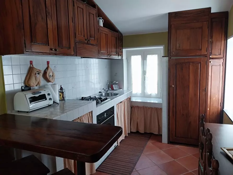 Immagine 5 di Rustico / casale in vendita  in via di bargecchia a Camaiore