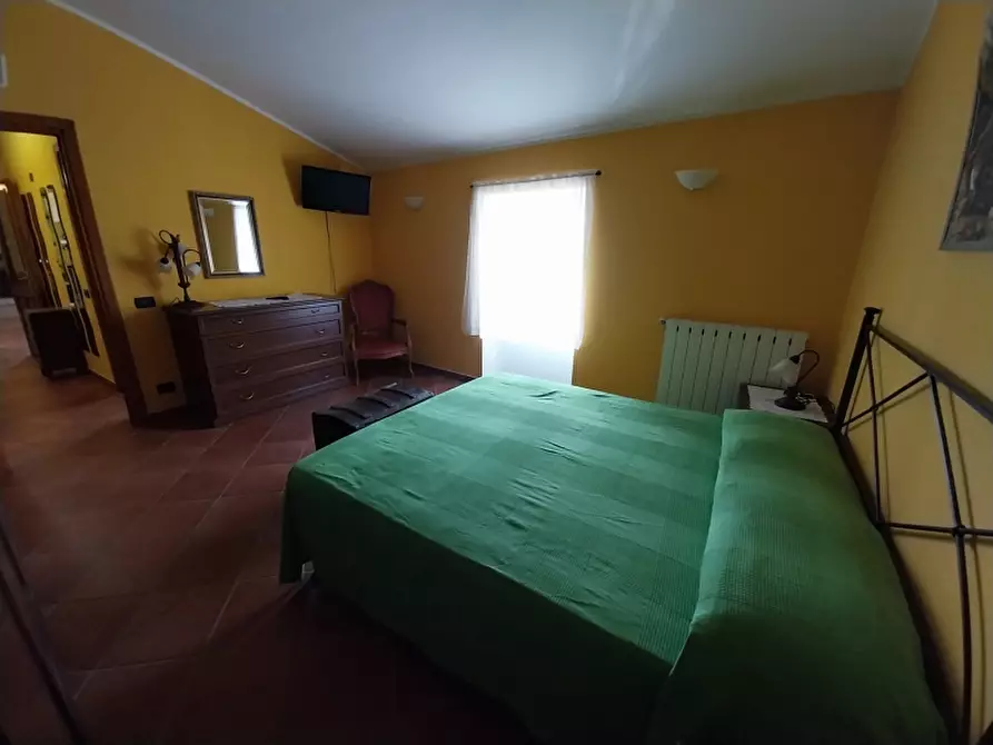 Immagine 8 di Rustico / casale in vendita  in via di bargecchia a Camaiore