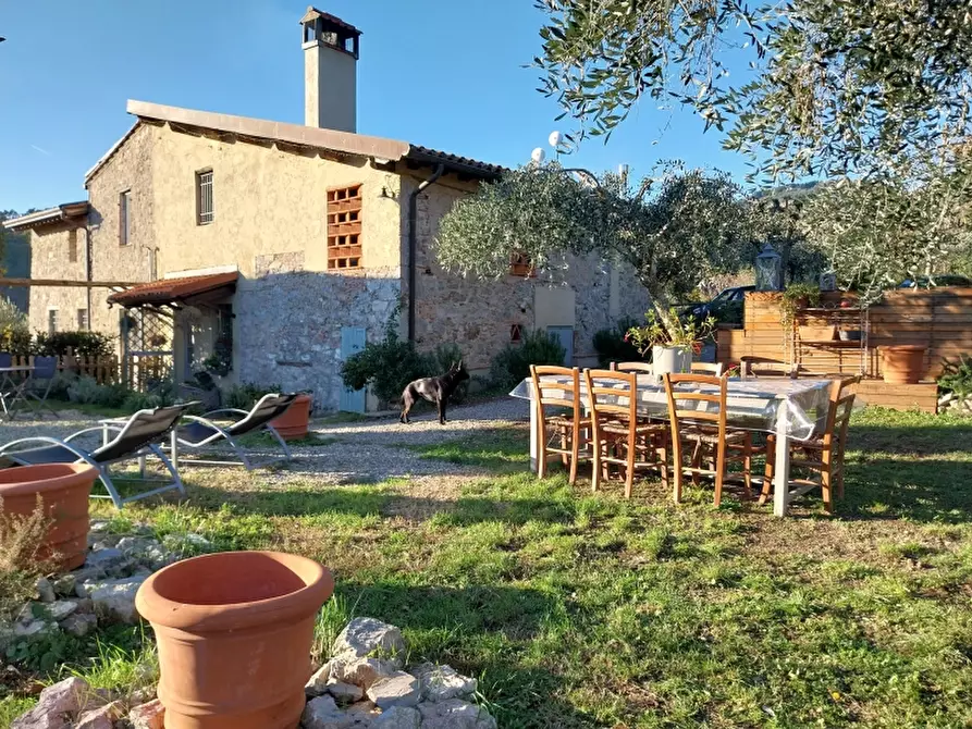 Immagine 1 di Casa indipendente in vendita  in Via per camaiore a Camaiore