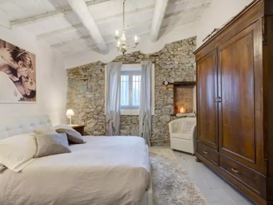 Immagine 21 di Casa indipendente in vendita  in Via per camaiore a Camaiore