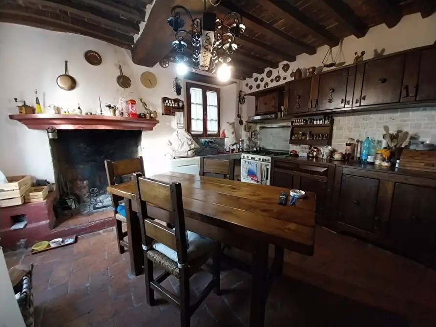 Immagine 11 di Rustico / casale in vendita  in Via Aurelia a Pietrasanta