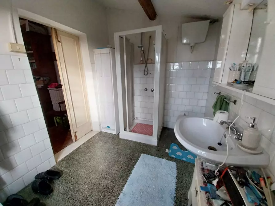 Immagine 19 di Rustico / casale in vendita  in Via Aurelia a Pietrasanta