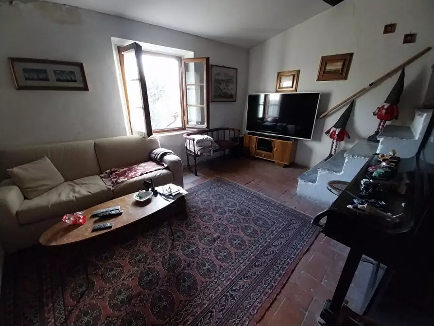 Immagine 24 di Rustico / casale in vendita  in Via Aurelia a Pietrasanta
