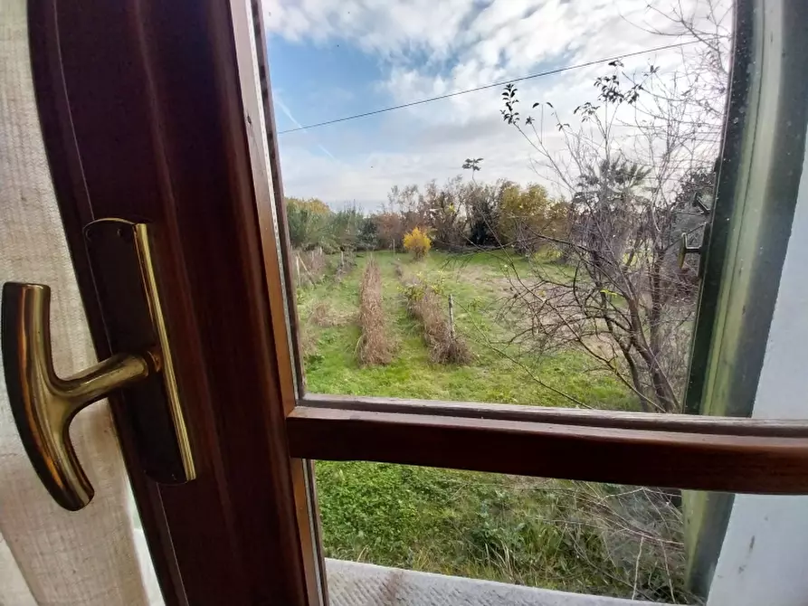 Immagine 36 di Rustico / casale in vendita  in Via Aurelia a Pietrasanta