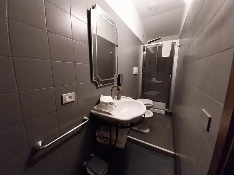 Immagine 17 di Rustico / casale in vendita  in Via delle Silerchie a Camaiore