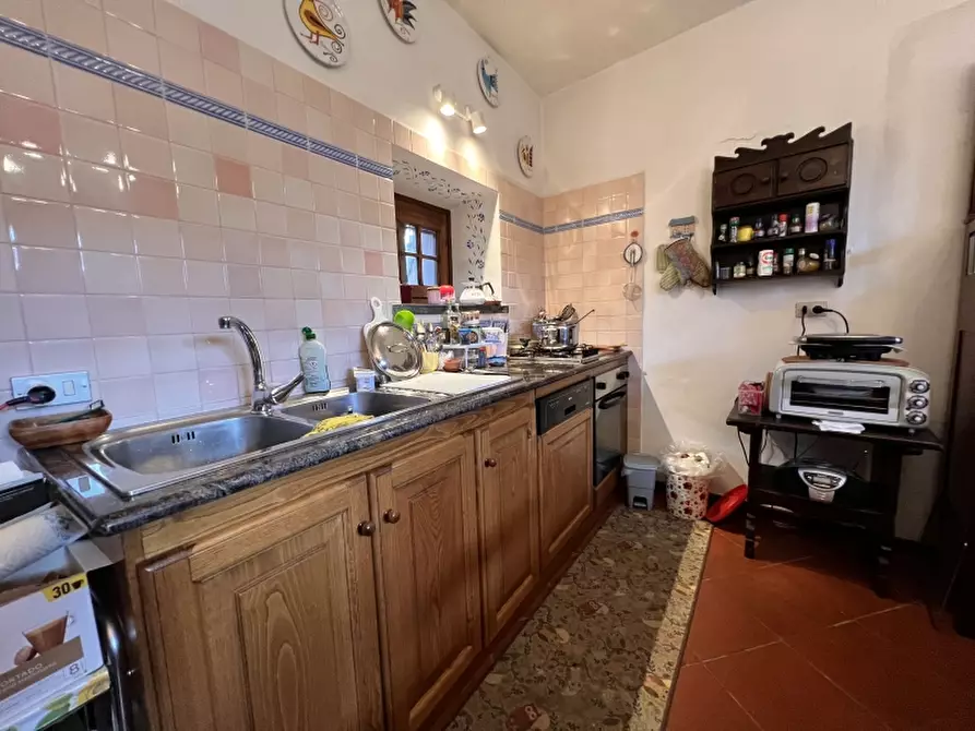 Immagine 13 di Villa in vendita  in Via Traversagna a Pietrasanta