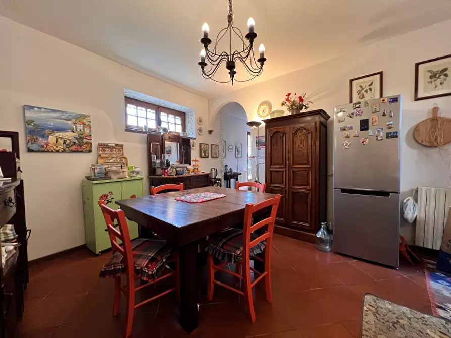 Immagine 14 di Villa in vendita  in Via Traversagna a Pietrasanta