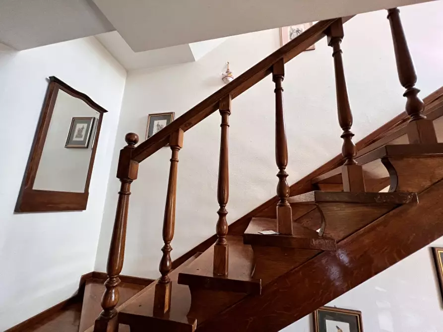 Immagine 25 di Villa in vendita  in Via Traversagna a Pietrasanta