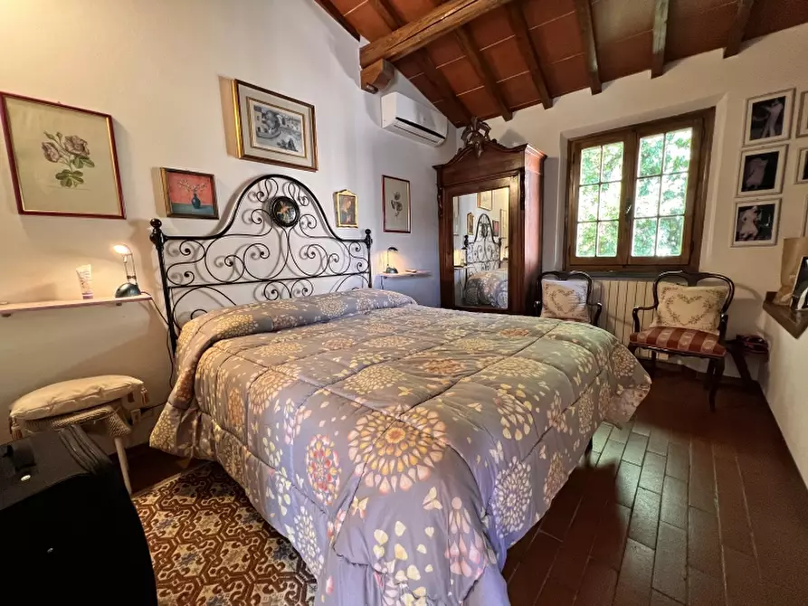 Immagine 35 di Villa in vendita  in Via Traversagna a Pietrasanta