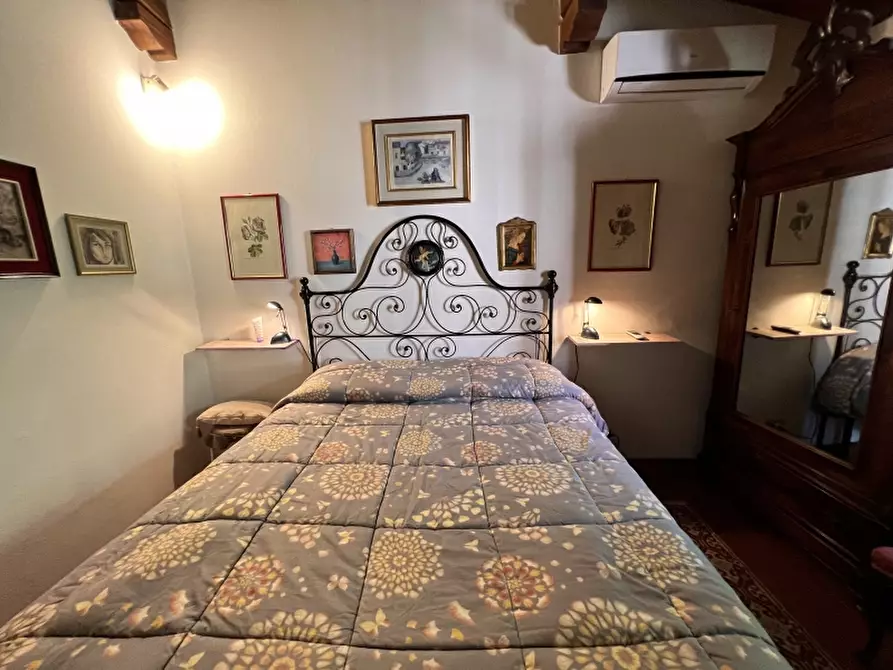 Immagine 36 di Villa in vendita  in Via Traversagna a Pietrasanta