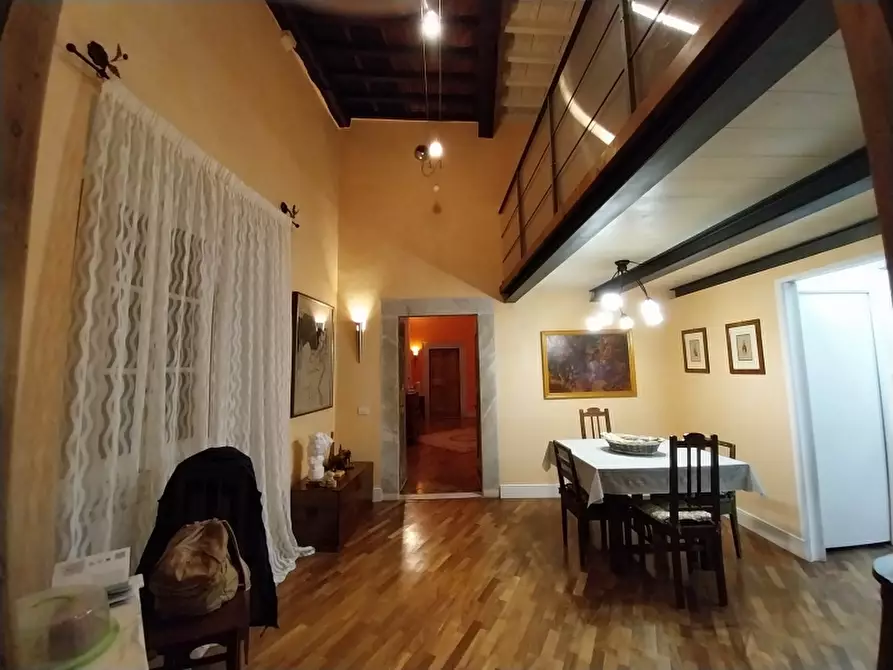 Immagine 4 di Appartamento in vendita  a Carrara