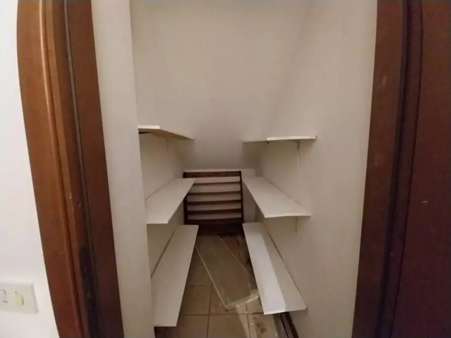 Immagine 6 di Appartamento in vendita  in Via 4 novembre a Camaiore