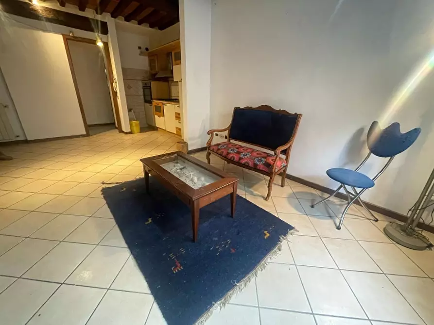 Immagine 2 di Appartamento in vendita  in Via 4 novembre a Camaiore