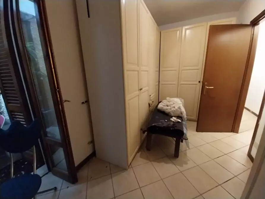 Immagine 7 di Appartamento in vendita  in Via 4 novembre a Camaiore