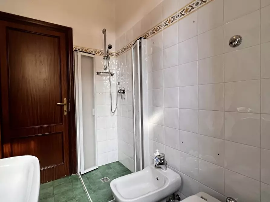 Immagine 24 di Villa in vendita  a Camaiore