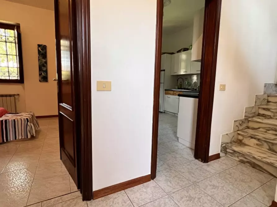 Immagine 23 di Villa in vendita  a Camaiore