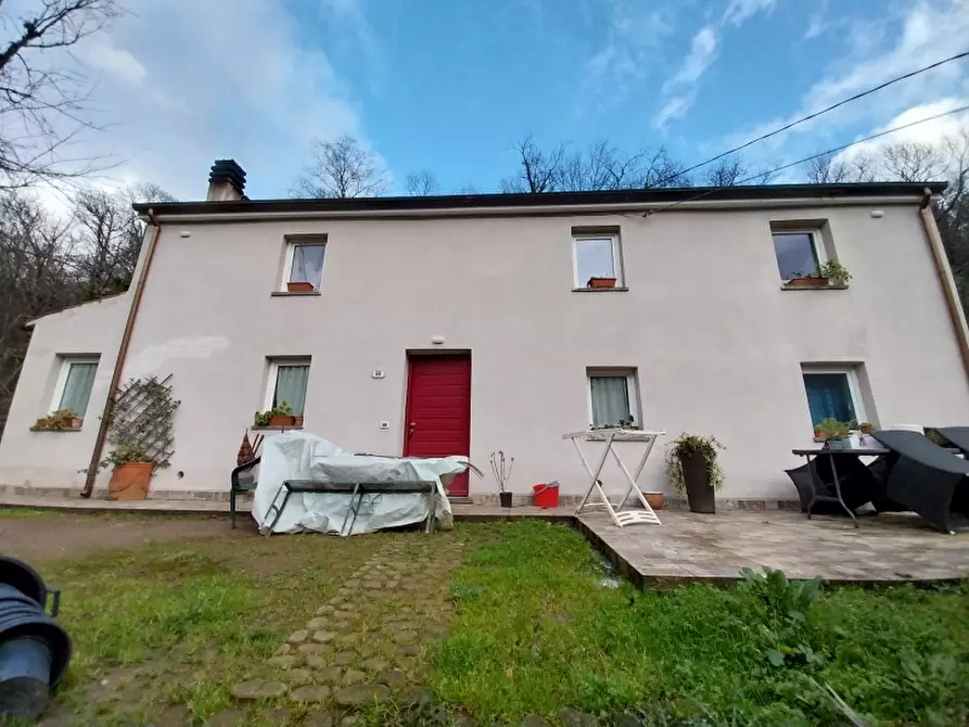 casa indipendente in vendita a Seravezza