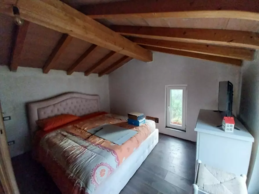 Immagine 8 di Casa indipendente in vendita  in Via per Arni a Seravezza