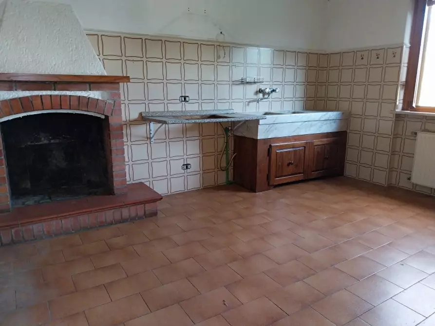 Immagine 10 di Casa indipendente in vendita  in Via Provinciale a Camaiore