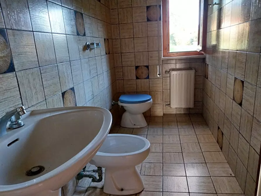 Immagine 5 di Casa indipendente in vendita  in Via Provinciale a Camaiore