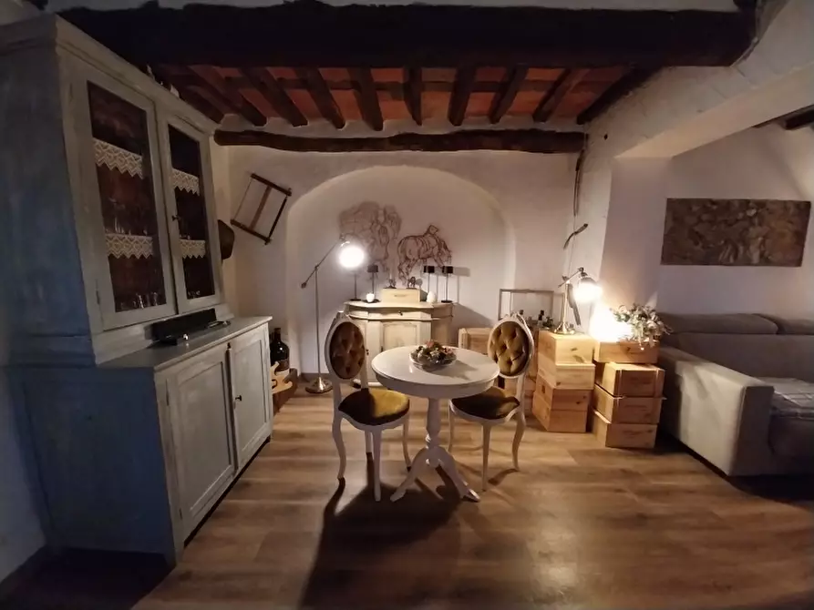 Immagine 30 di Casa indipendente in vendita  in Via seimiglia a Camaiore