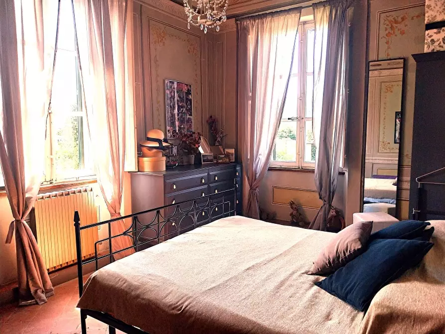 Immagine 4 di Appartamento in vendita  in Via di mezzo a Camaiore