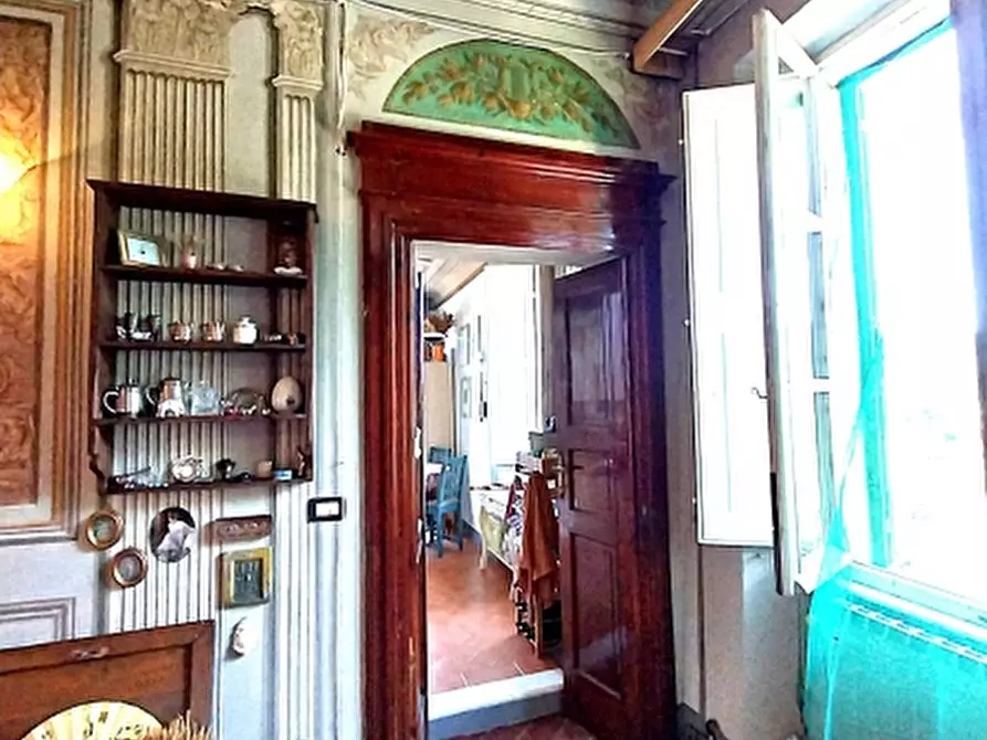 Immagine 6 di Appartamento in vendita  in Via di mezzo a Camaiore