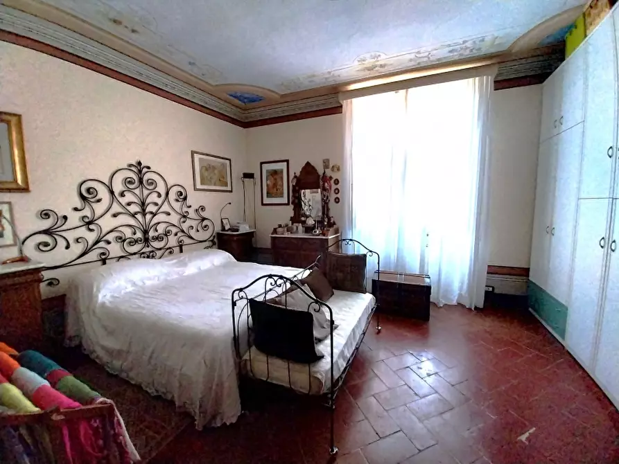 Immagine 8 di Appartamento in vendita  in Via di mezzo a Camaiore