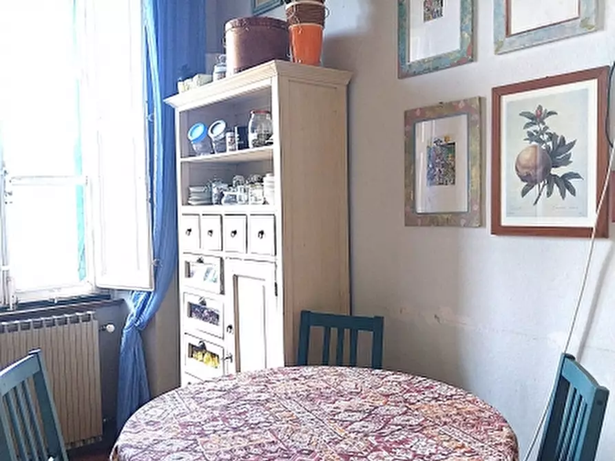 Immagine 9 di Appartamento in vendita  in Via di mezzo a Camaiore