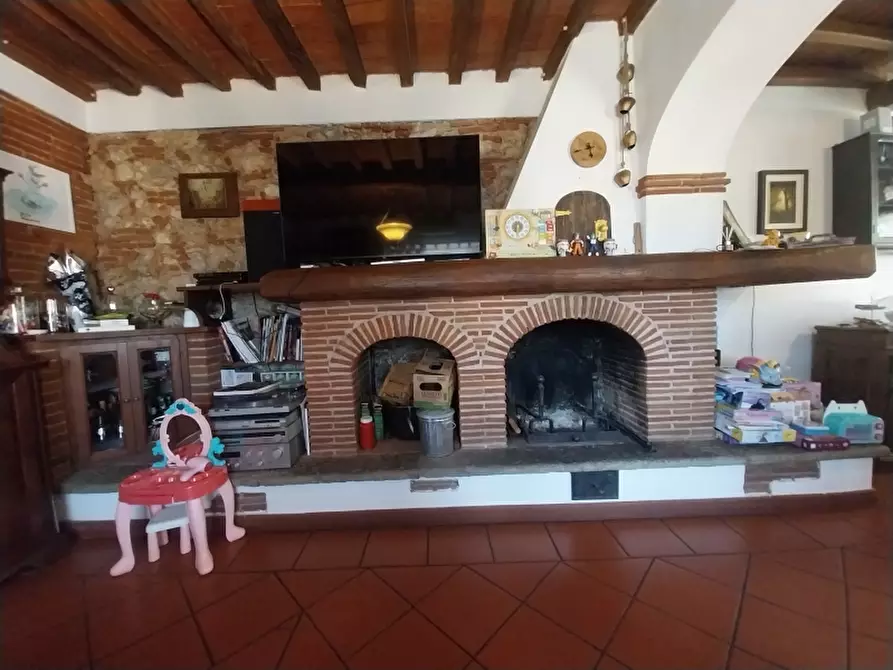 Immagine 22 di Casa indipendente in vendita  in Via Gusceri a Camaiore