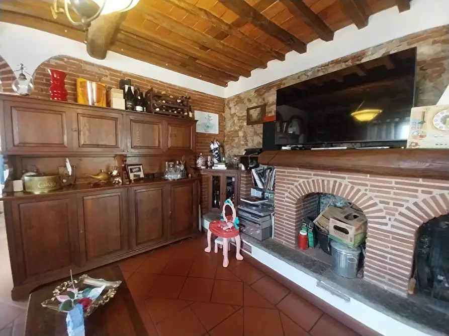 Immagine 24 di Casa indipendente in vendita  in Via Gusceri a Camaiore