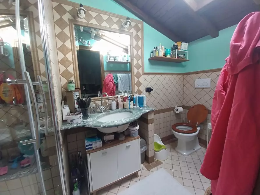 Immagine 35 di Casa indipendente in vendita  in Via Gusceri a Camaiore