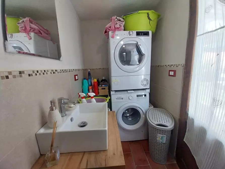 Immagine 11 di Casa indipendente in vendita  in Via Gusceri a Camaiore