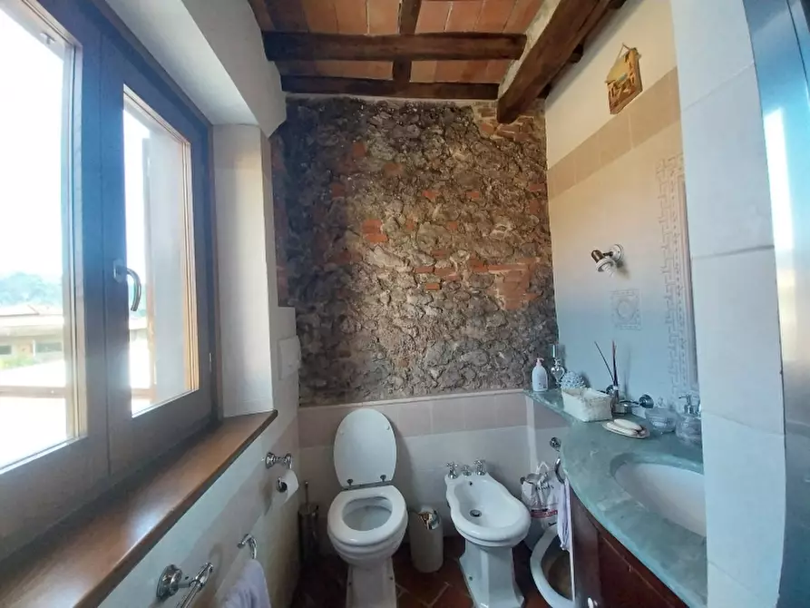 Immagine 12 di Casa indipendente in vendita  in Via Gusceri a Camaiore