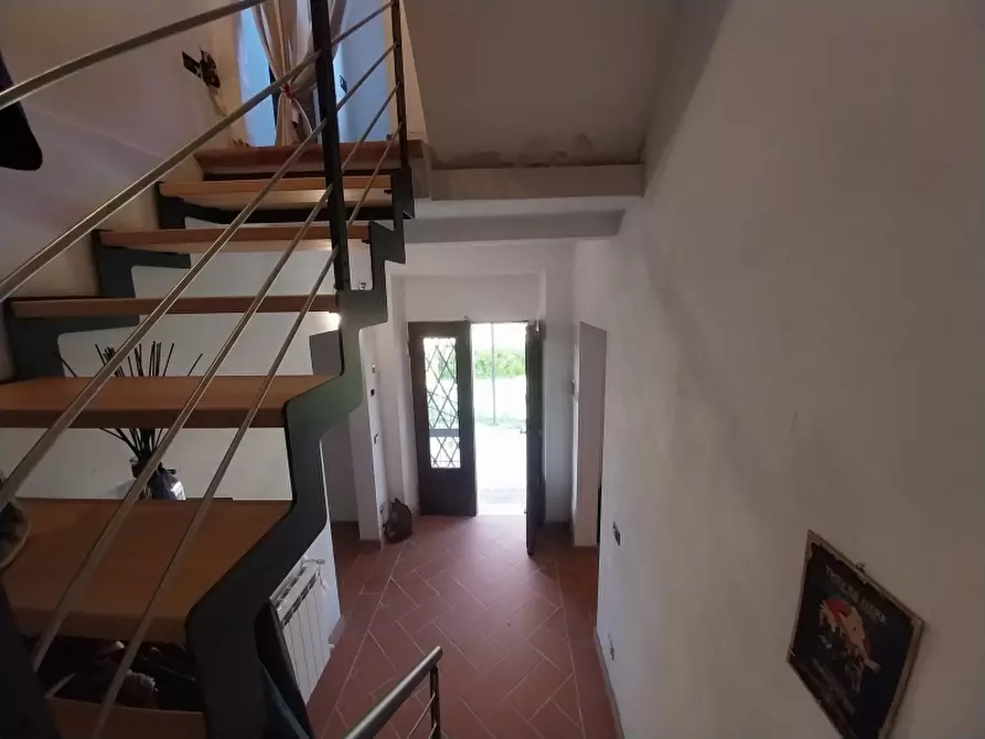 Immagine 5 di Casa indipendente in vendita  in Via Gusceri a Camaiore