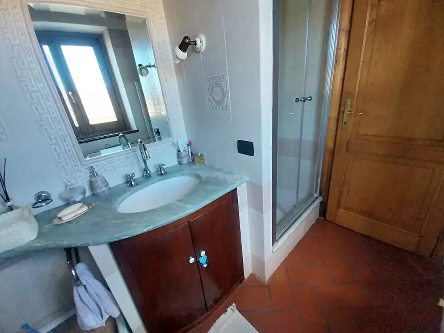 Immagine 15 di Casa indipendente in vendita  in Via Gusceri a Camaiore