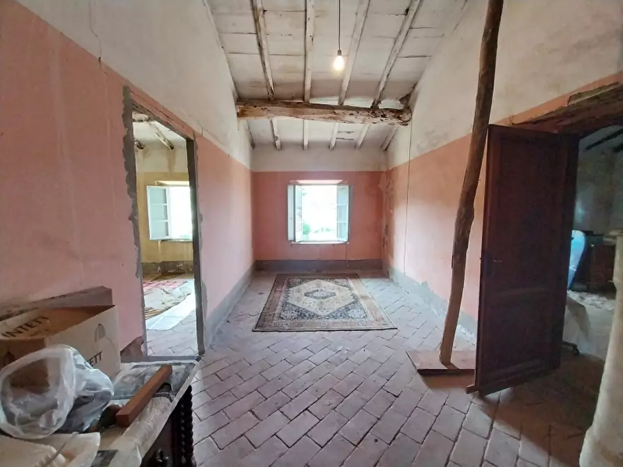 Immagine 5 di Rustico / casale in vendita  in Via Sarzanese 79 a Camaiore