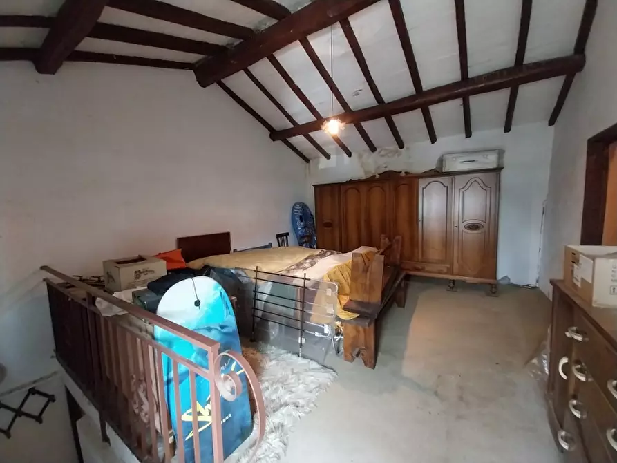 Immagine 6 di Rustico / casale in vendita  in Via Sarzanese 79 a Camaiore