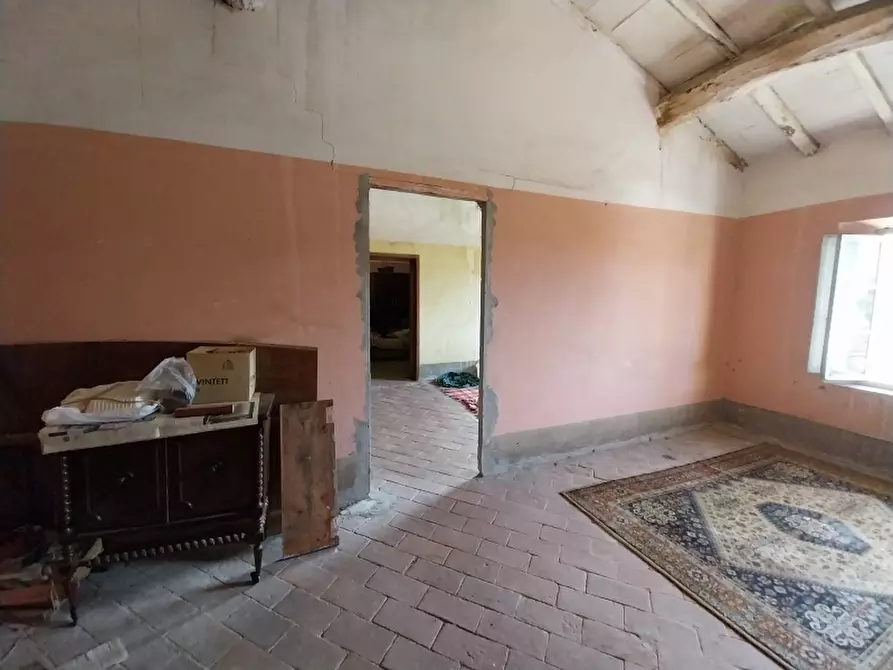 Immagine 8 di Rustico / casale in vendita  in Via Sarzanese 79 a Camaiore