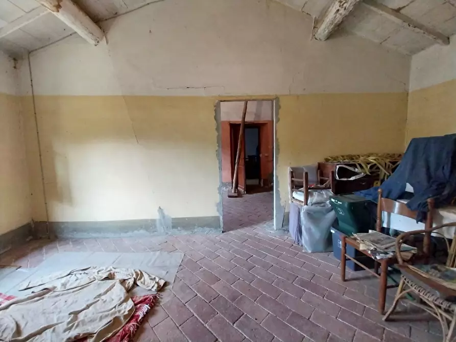 Immagine 9 di Rustico / casale in vendita  in Via Sarzanese 79 a Camaiore