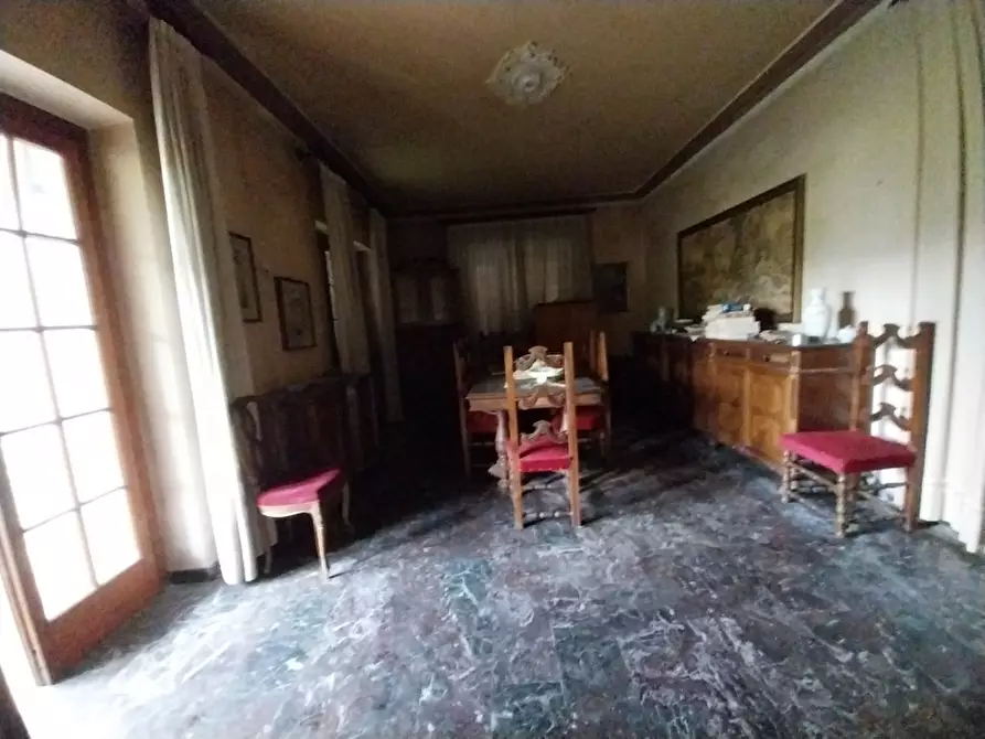 Immagine 11 di Villa in vendita  in Via Oberdan a Camaiore